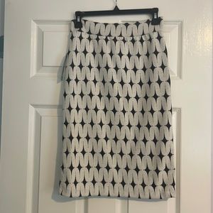Printed pencil skirt